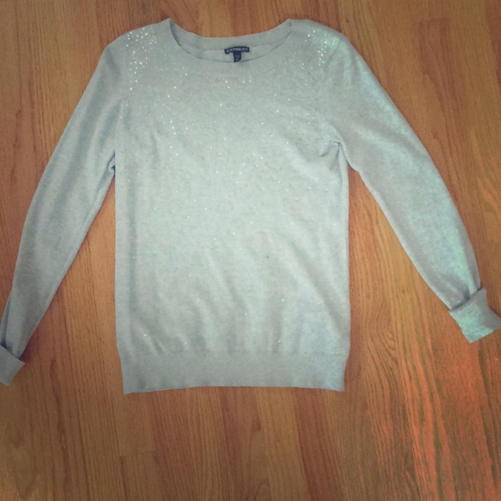 Light grey crew neck sweater with sparkles